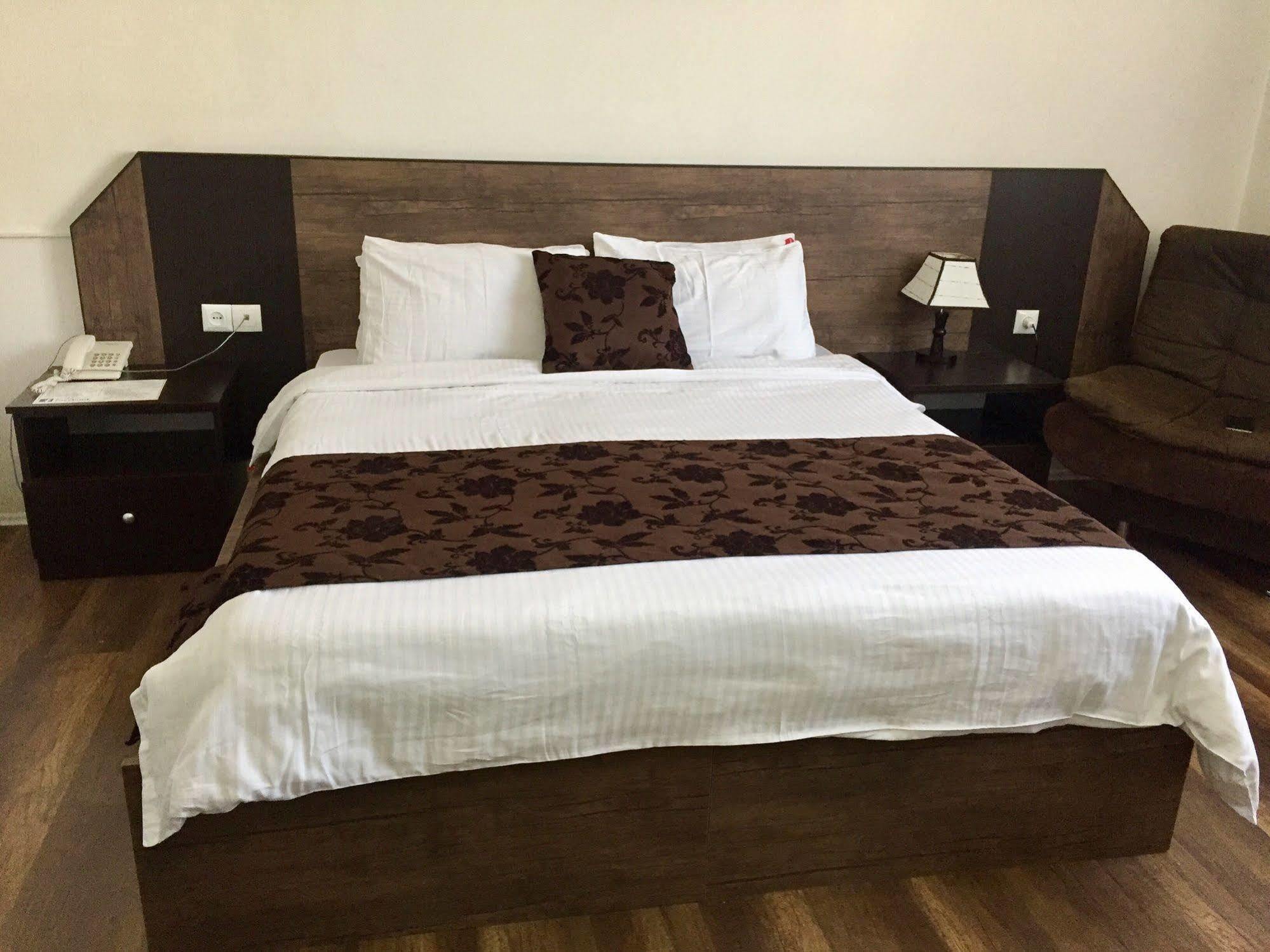 Aia Hotel Τυφλίδα Εξωτερικό φωτογραφία
